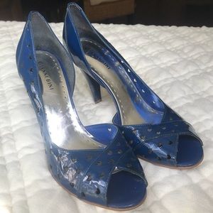 Gianni Bini blue pumps